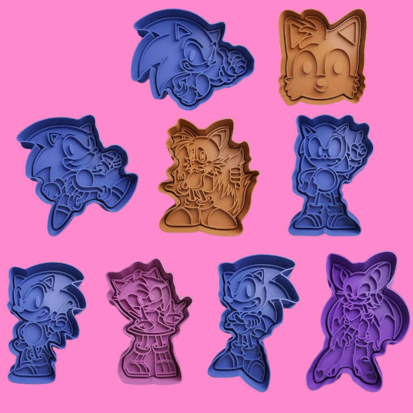 Sonic The Hedgehog and Friends Cookie Cutter and Embosser Stamp Set of 9.
