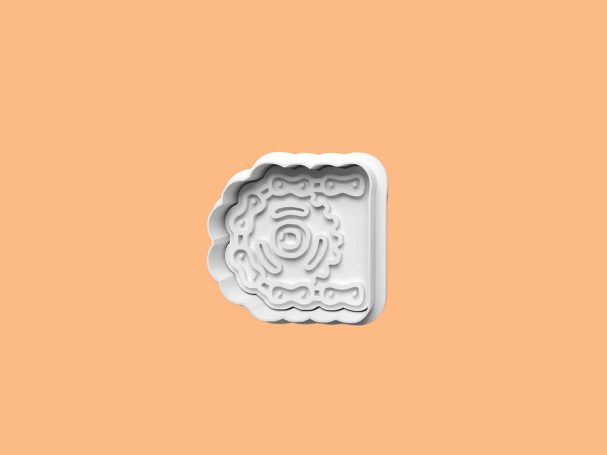 Cycling Chain Gang Cookie Cutter and Embosser Stamp Set – 4-Piece Cycling-Themed Baking Tools.
