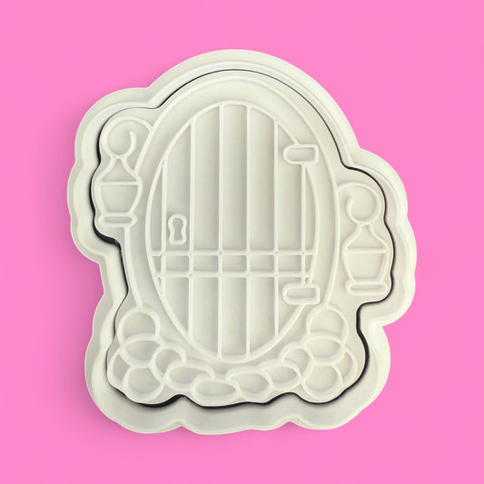 Fairy Door Cookie Cutter & Embosser – Enchanted Bakes Await!