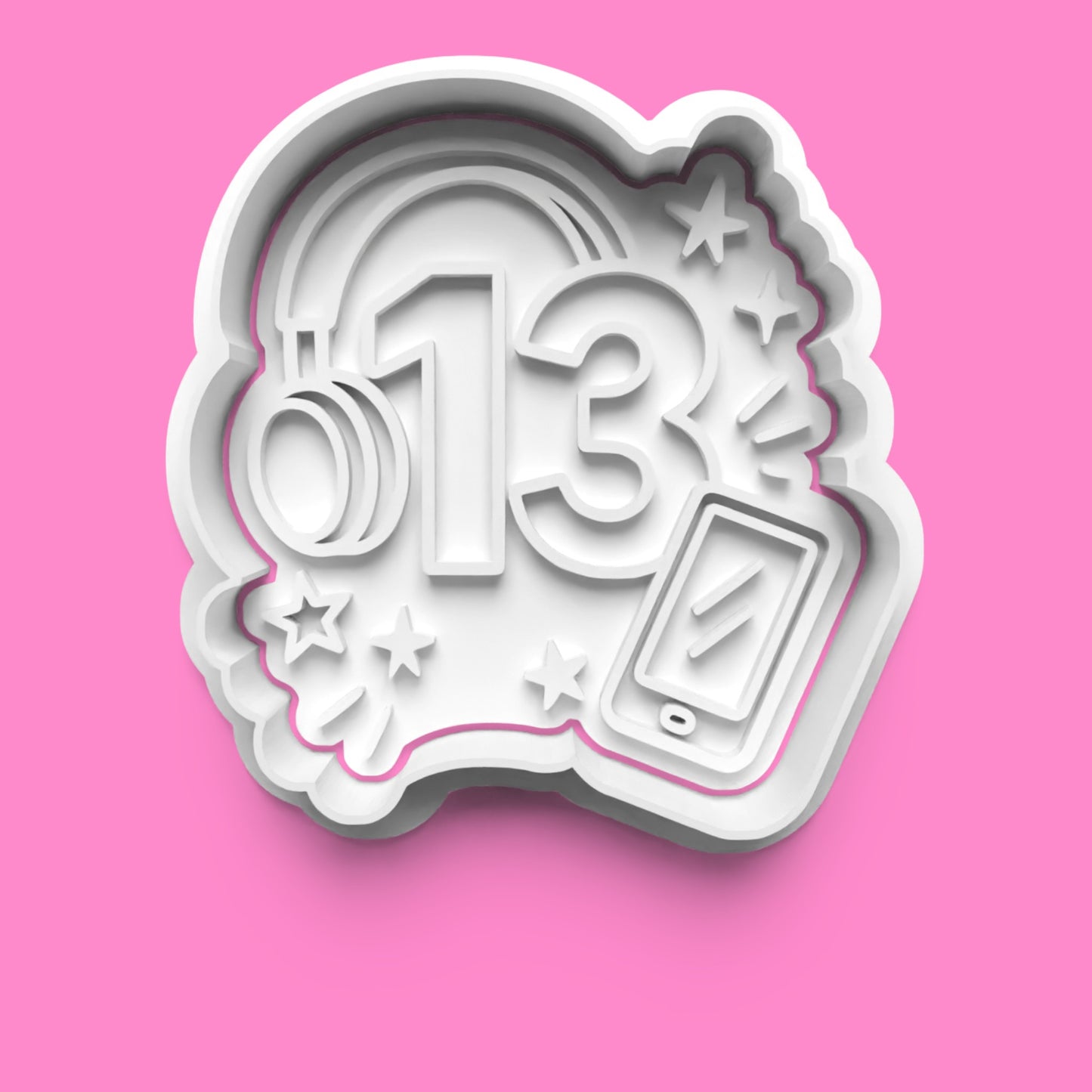 Celebrate any age with our birthday number cookie cutters – choose from 1 to 21 individually or as a set. Hand wash only. Not dishwasher safe.