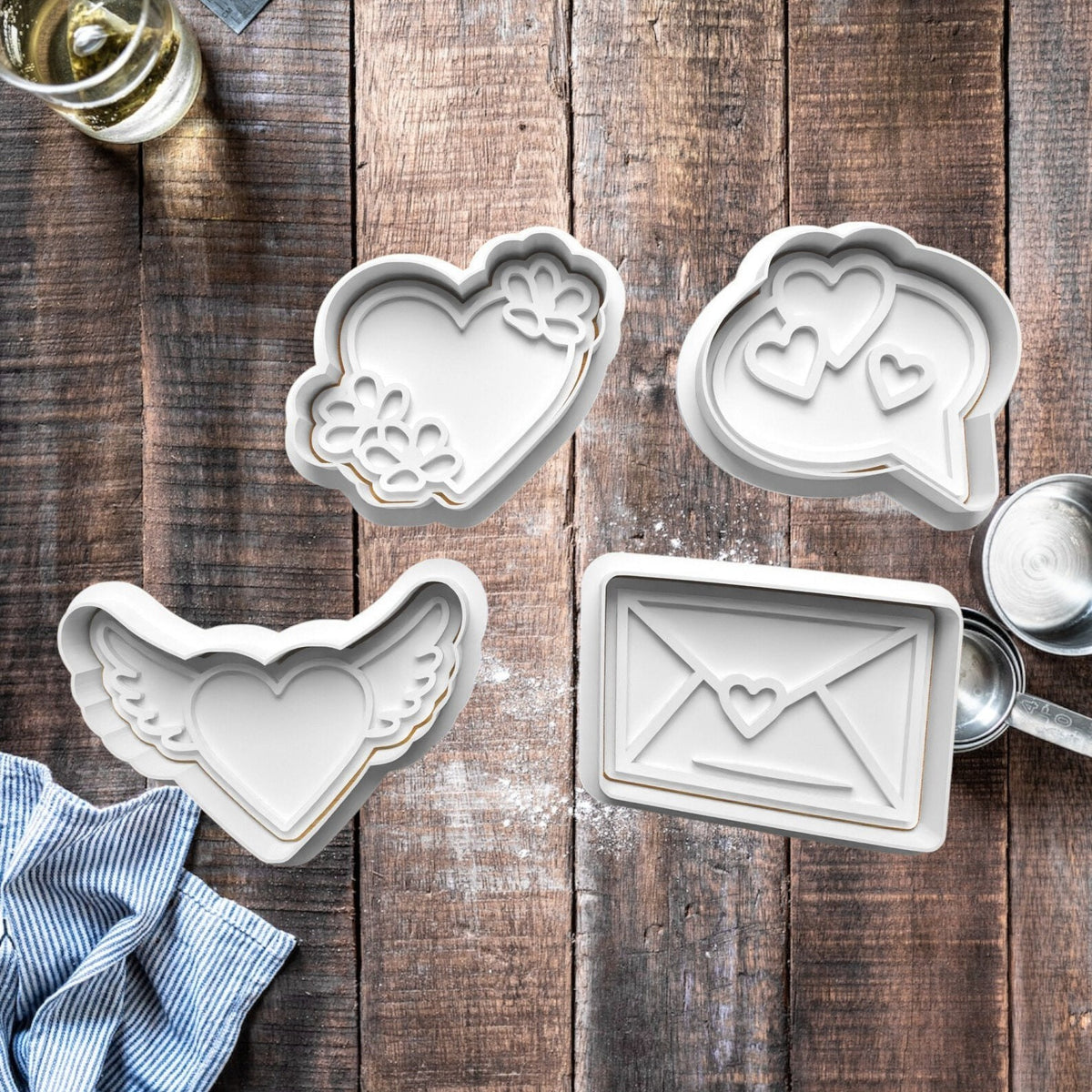Valentines Day Tell them You Love Them with this complete Cookie Cutter and Emb