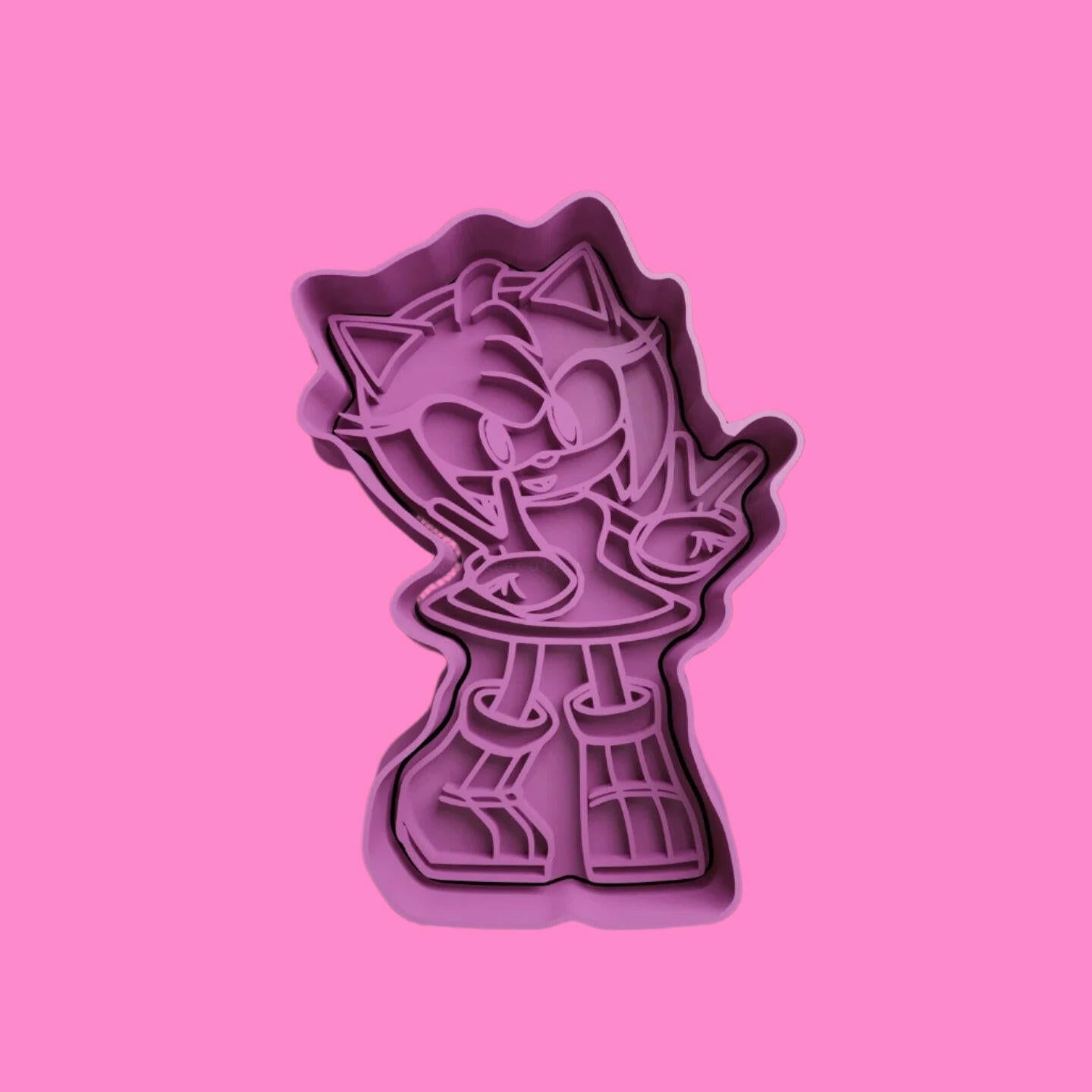 Sonic The Hedgehog and  Friends Cookie Cutter and Embosser Stamp Set of 9.