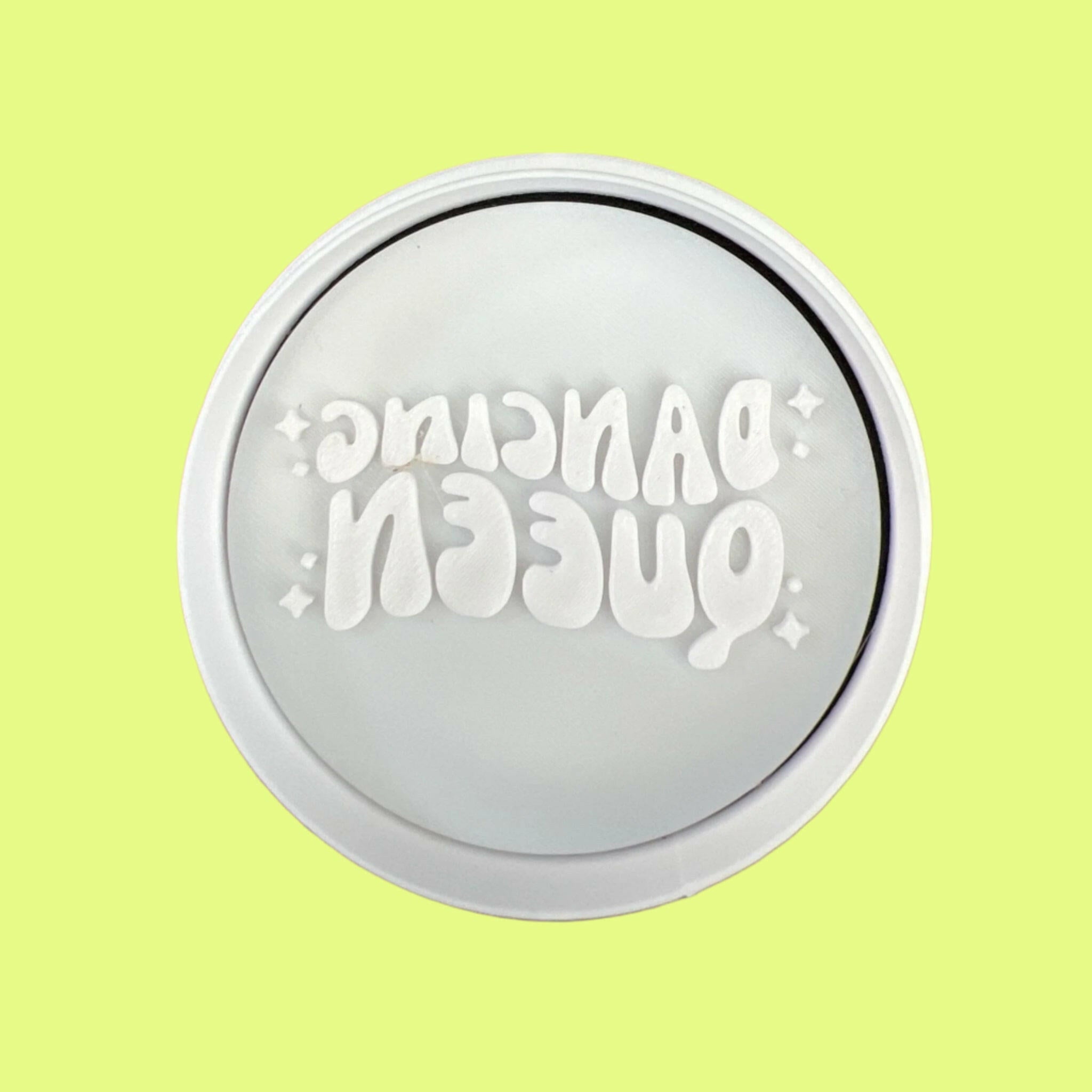 Dancing Queen Font with stars Cookie Cutter and Stamp – Retro-Inspired Baking Tool.