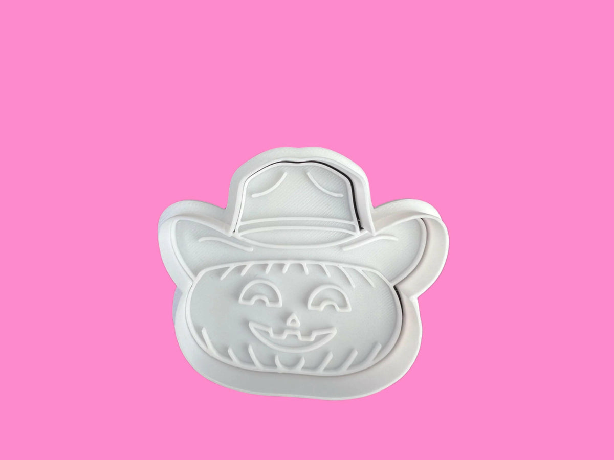 Cowboy Halloween Pumpkin Cookie Cutter Set – 3-Piece Western-Themed Baking Tools.