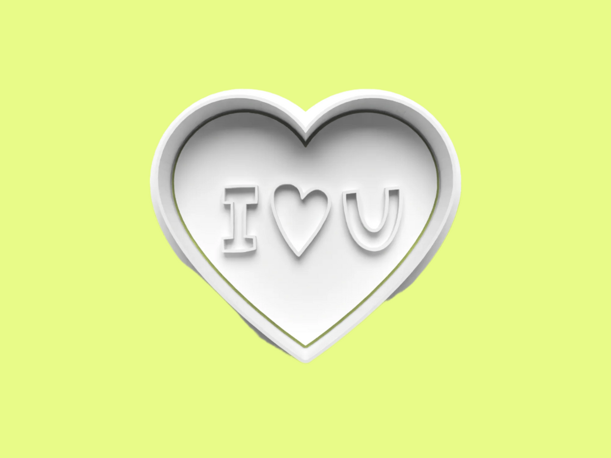 Valentines Day Tell them You Love Them with this complete Cookie Cutter and Embosser Set..