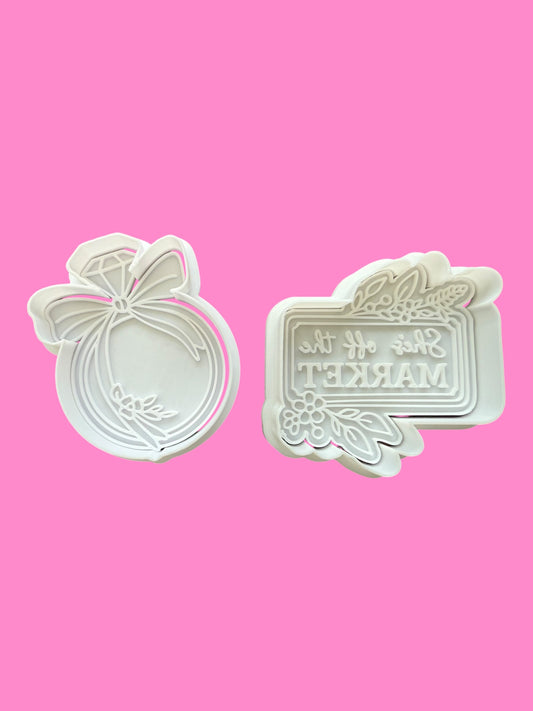 She’s of the Market – Set of 2 Cookie Cutter & Embosser Stamps (7.5–8.5cm)